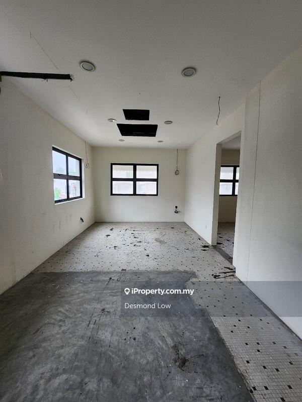 Commercial Semi-D for Rent in Opposite Chinese Swimming Club, Tanjung Bungah by Desmond Low - iProperty.com.my