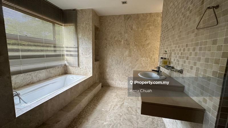 Bungalow House for Sale in Sungai Buloh, Selangor by Hena Chuah - iProperty.com.my