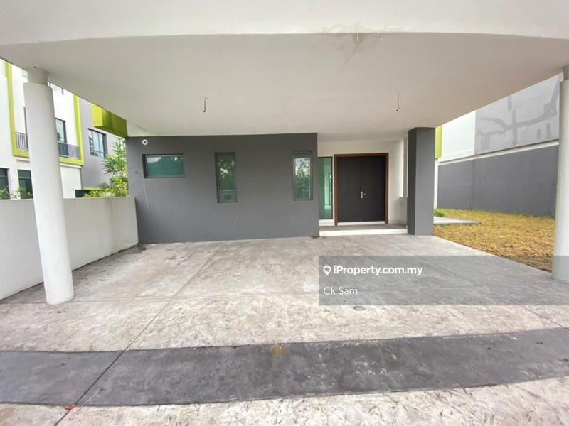 Banglo untuk Dijual di Bandar Country Homes, Rawang oleh Ck Sam - iProperty.com.my