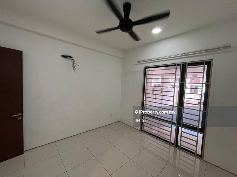 Rumah Bandar untuk Dijual di The Vale @ Sutera Damansara Damai Pj, Damansara Damai oleh JH Tee - iProperty.com.my