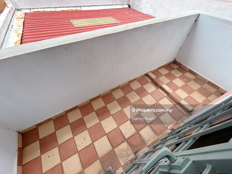 Rumah Berangkai 2.5 Tingkat untuk Dijual di Taman Ozana Impian, Bukit Katil oleh Danny Kuah - iProperty.com.my