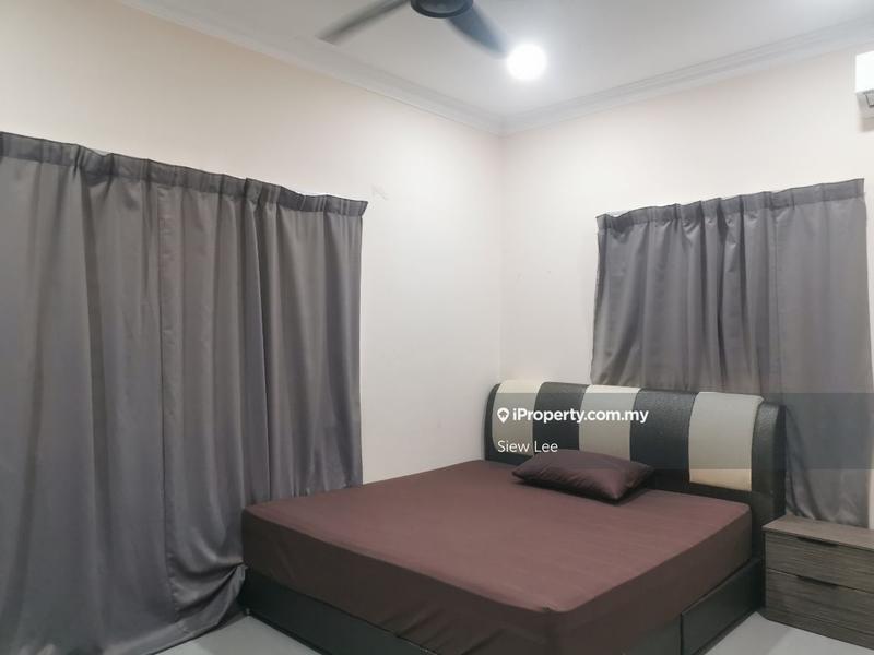 Bungalow House for Sale in Saujana Akasia, Sungai Buloh by Siew Lee - iProperty.com.my