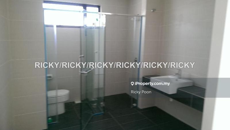 Rumah Berkembar untuk Dijual di Setia Ecohill Aravia, Semenyih oleh Ricky Poon - iProperty.com.my