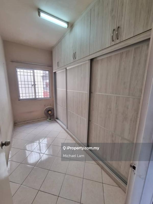 Apartment for Sale in Bayu Puteri by Michael Lam - iProperty.com.my