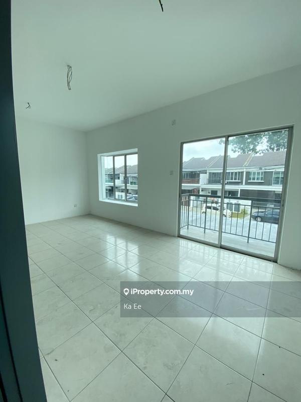 Rumah Teres 2-Tingkat untuk Dijual di Taman Scientex Rawang, Rawang oleh Ka Ee - iProperty.com.my