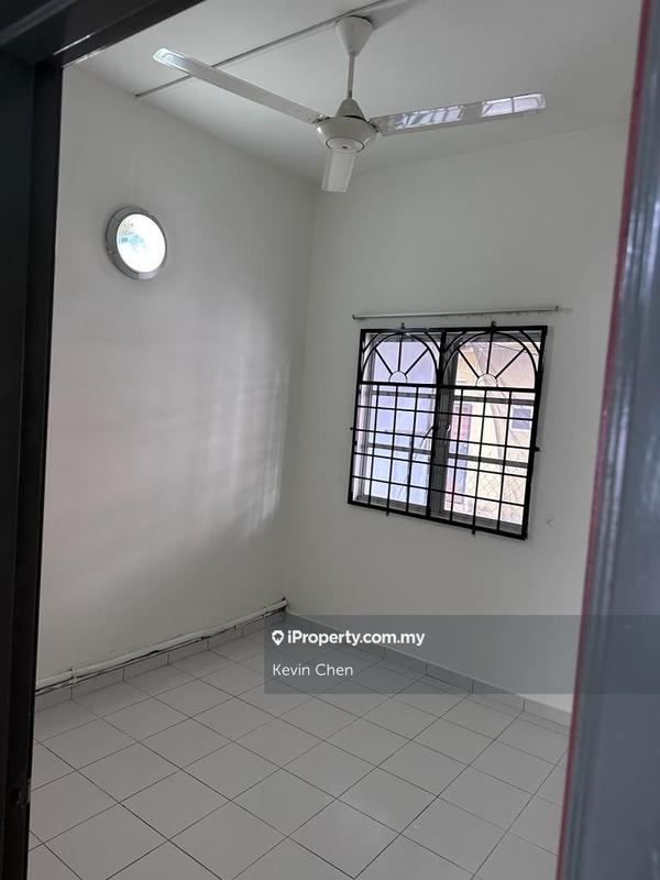 2.5-storey Terraced House for Sale in Taman Kurnia Indah, Kajang by Kevin Chen - iProperty.com.my