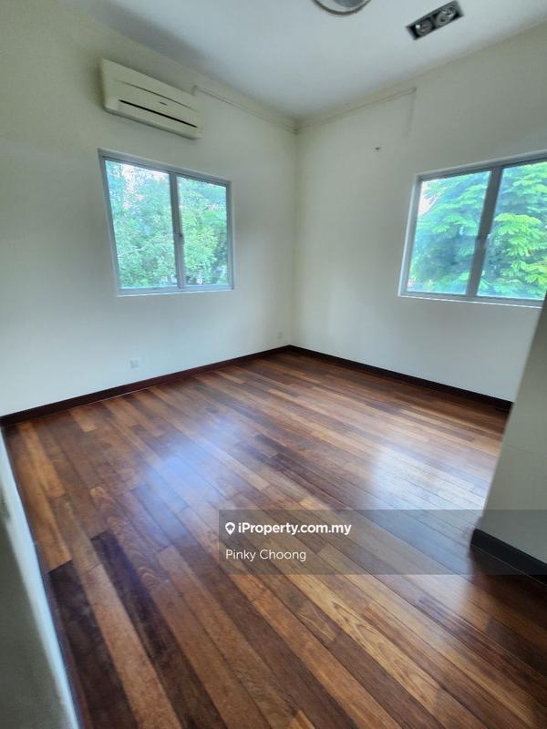 Rumah Berangkai 2.5 Tingkat untuk Dijual di Valencia, Sungai Buloh oleh Pinky Choong - iProperty.com.my