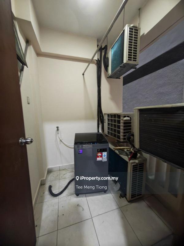 Pangsapuri untuk Disewa di Molek Pine 2 oleh Tee Meng Tiong - iProperty.com.my