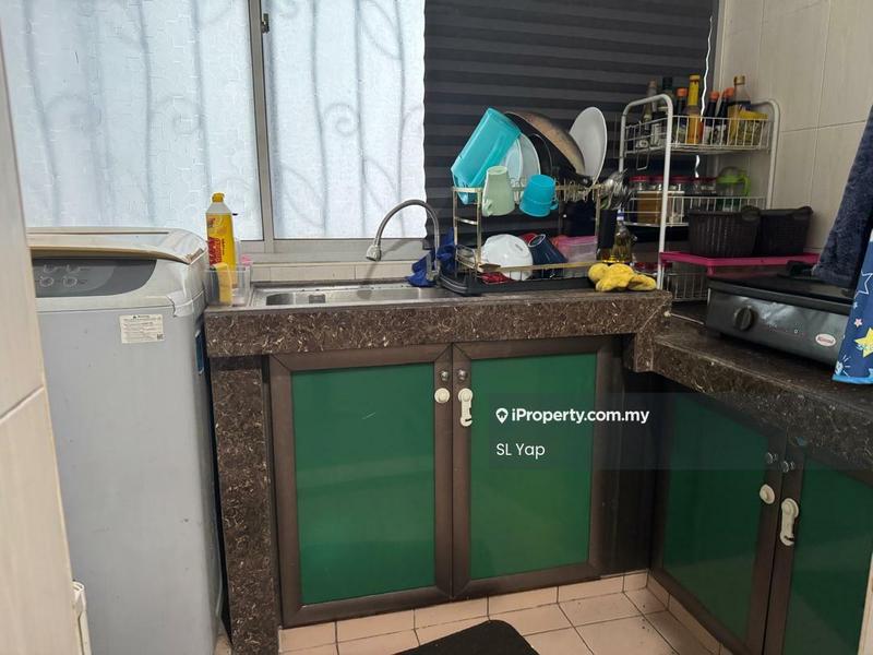 Kondominium untuk Dijual di Amadesa Resort Condominium oleh SL Yap - Kitchen - iProperty.com.my