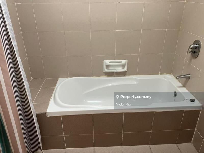 Residensi Servis untuk Dijual di Waldorf Tower oleh Vicky Rio - iProperty.com.my