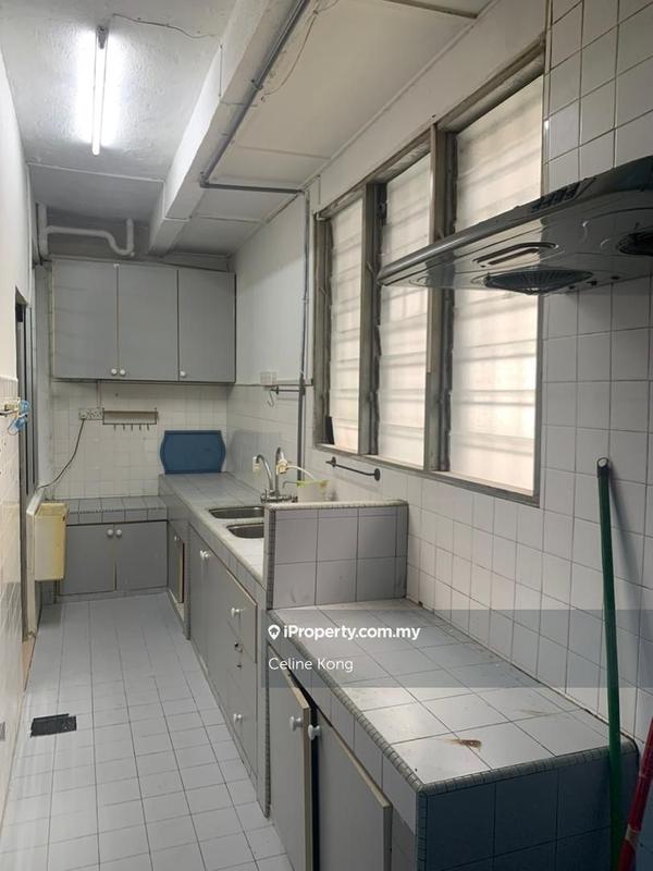 Rumah Bandar untuk Dijual di Taman Bukit Teratai, Ampang oleh Celine Kong - iProperty.com.my