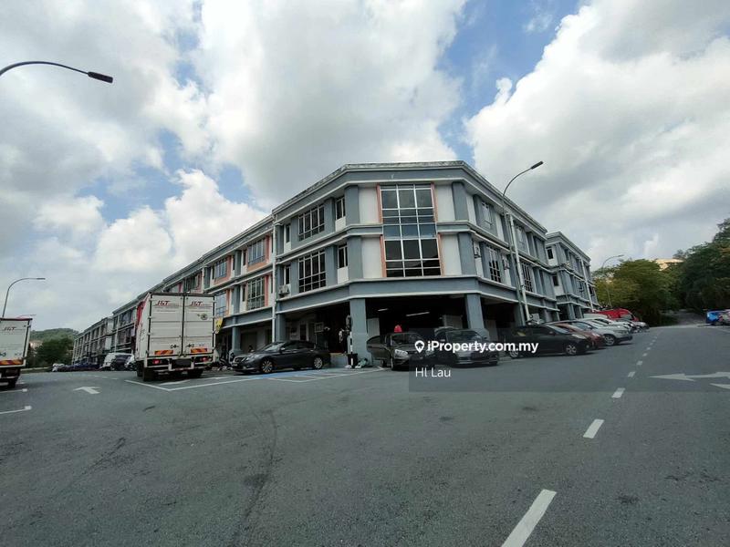 For Sale - Brand New 3 Sty FREEHOLD Shop @ Salak Perdana Business Park - Salak Tinggi Sepang