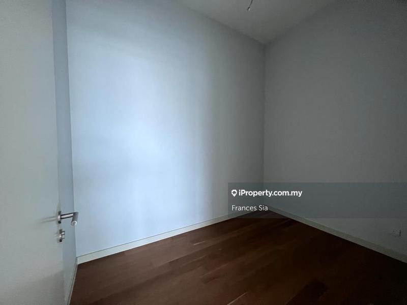 For Sale - Vogue Suites One