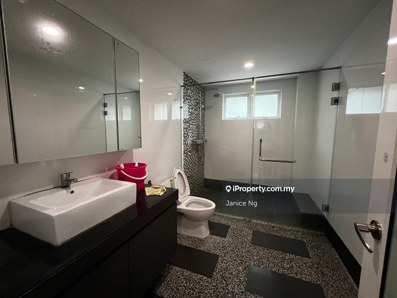 Bungalow House for Sale in Sierramas, Sungai Buloh by Janice Ng - iProperty.com.my