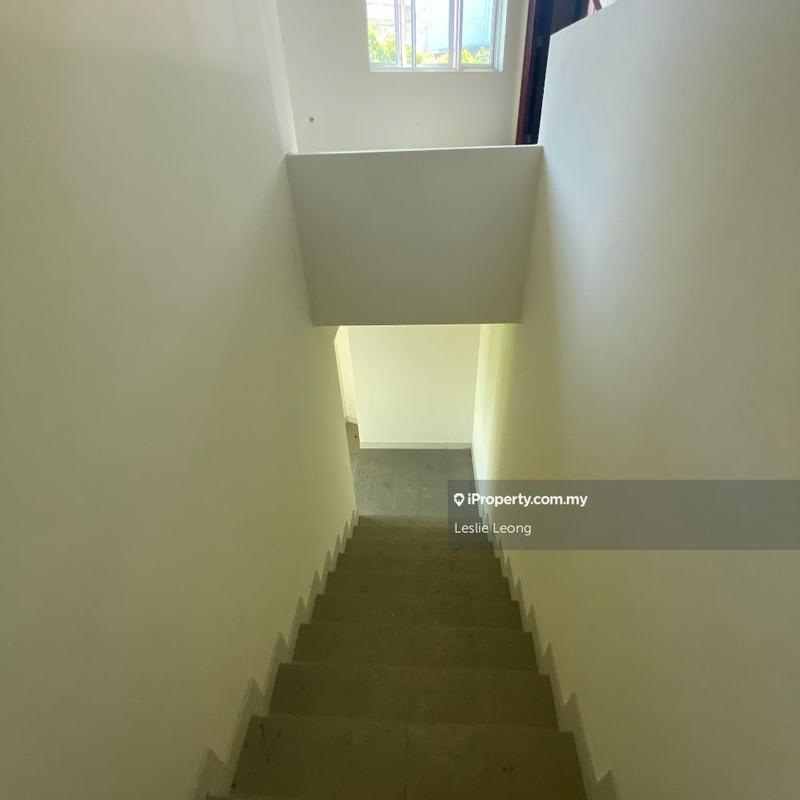 Bungalow House for Sale in Kota Emerald, Rawang by Leslie Leong - iProperty.com.my