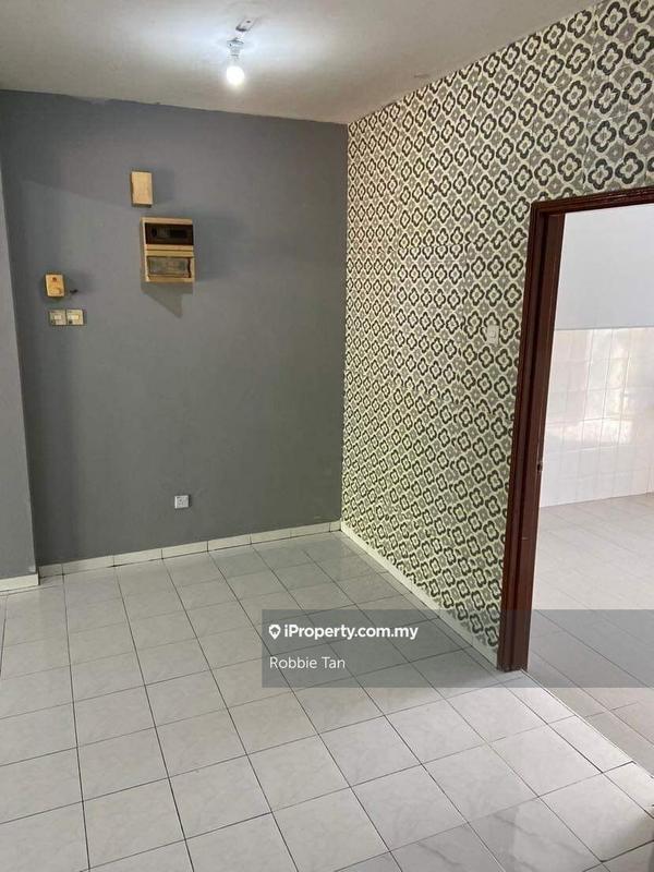 Apartment for Sale in Lily & Jasmine Apartment by Robbie Tan - iProperty.com.my