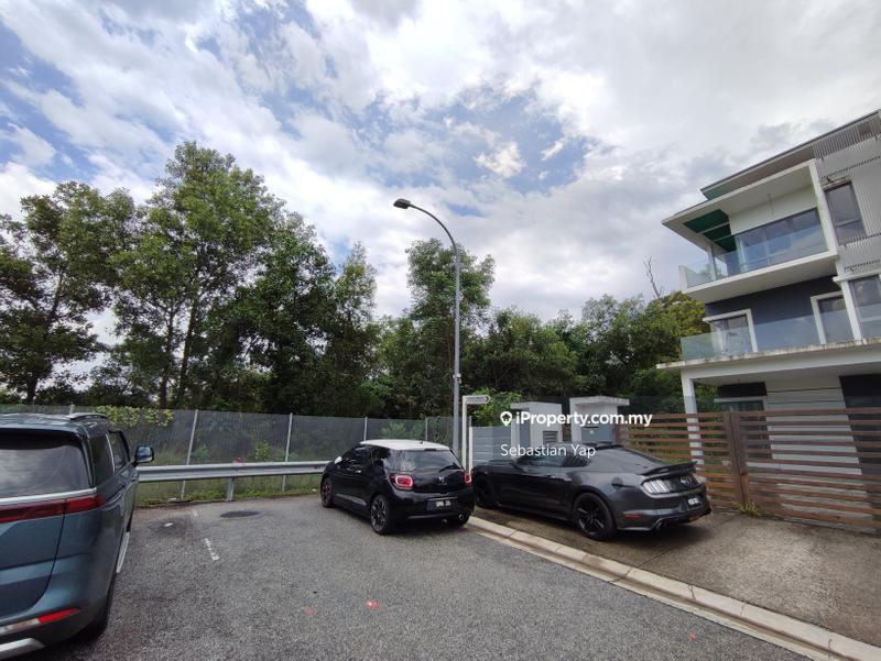 Tanah Pertanian untuk Dijual di Taman Bukit Serdang, Seri Kembangan oleh Sebastian Yap - iProperty.com.my