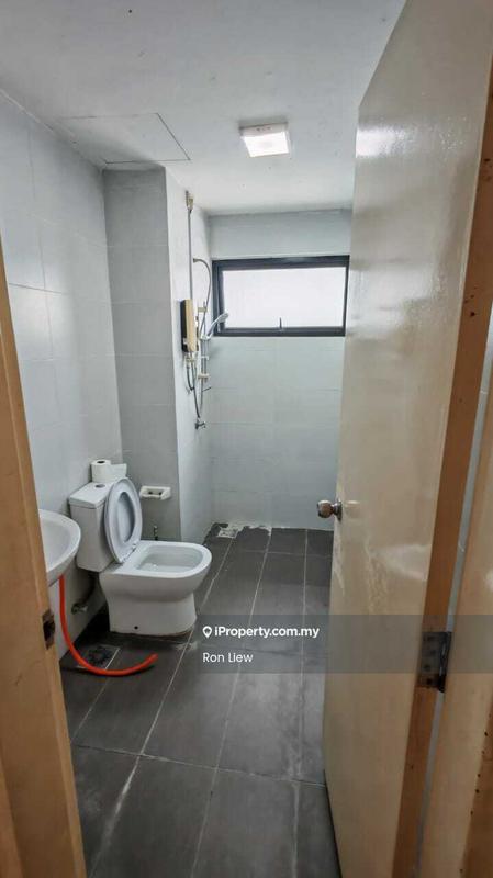 Kediaman Servis untuk Dijual di Sk One Residence oleh Ron Liew - Bathroom - iProperty.com.my