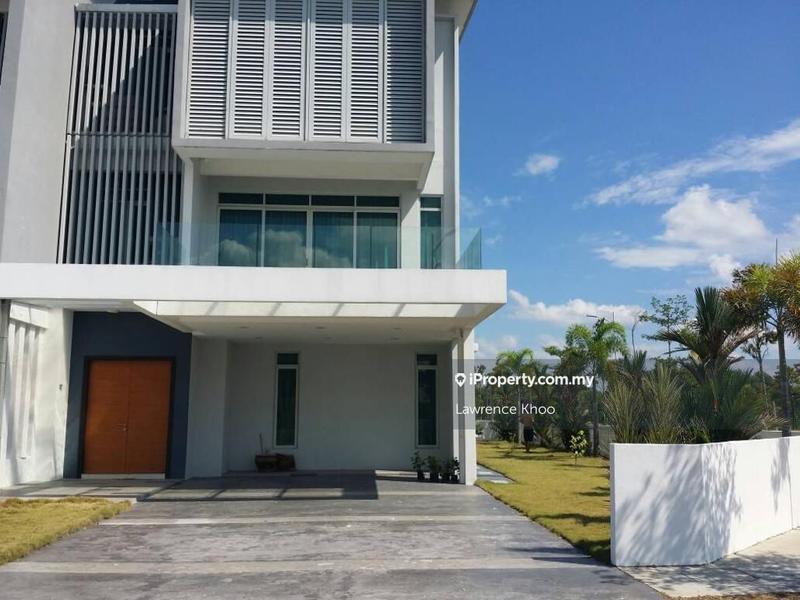3-storey Terraced House for Sale in D'island residence, Puchong by Lawrence Khoo - iProperty.com.my