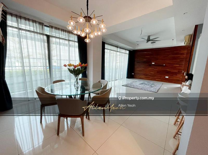 For Rent - The LIGHT COLLECTION I