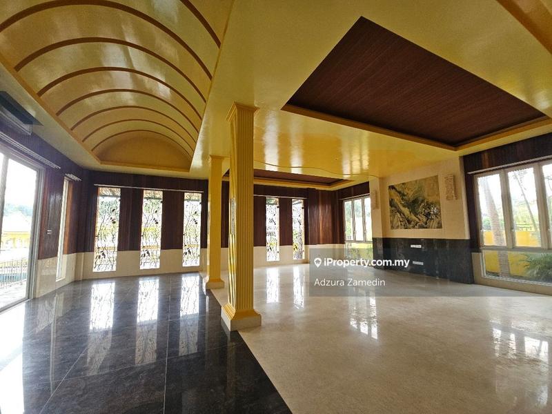 Bungalow House for Sale in Country Heights, Kajang by Adzura Zamedin - iProperty.com.my