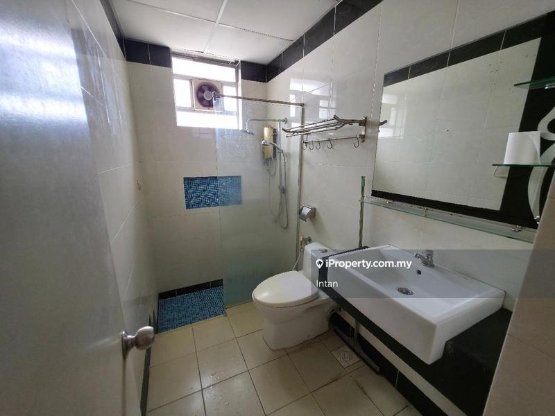 Condominium for Sale in Platinum Hill PV 8 by Intan - iProperty.com.my
