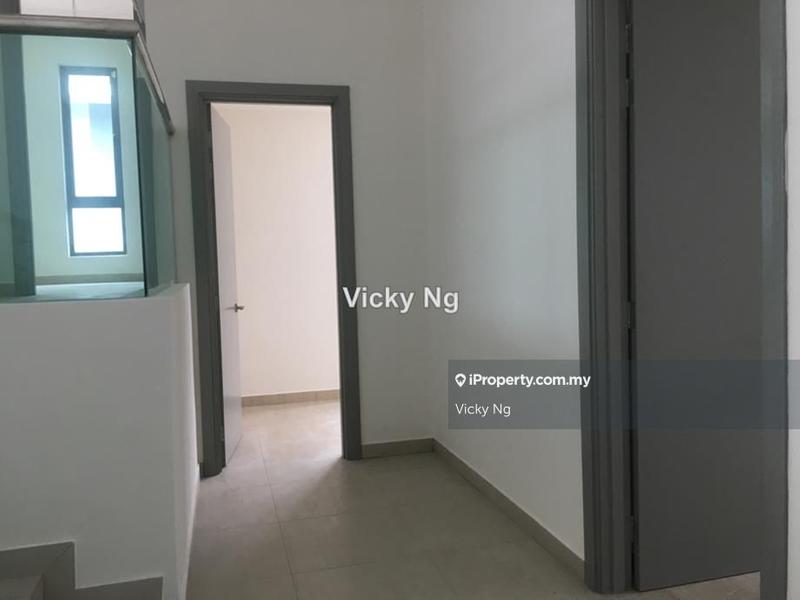 Semi-Detached House for Sale in Puchong, Selangor by Vicky Ng - iProperty.com.my