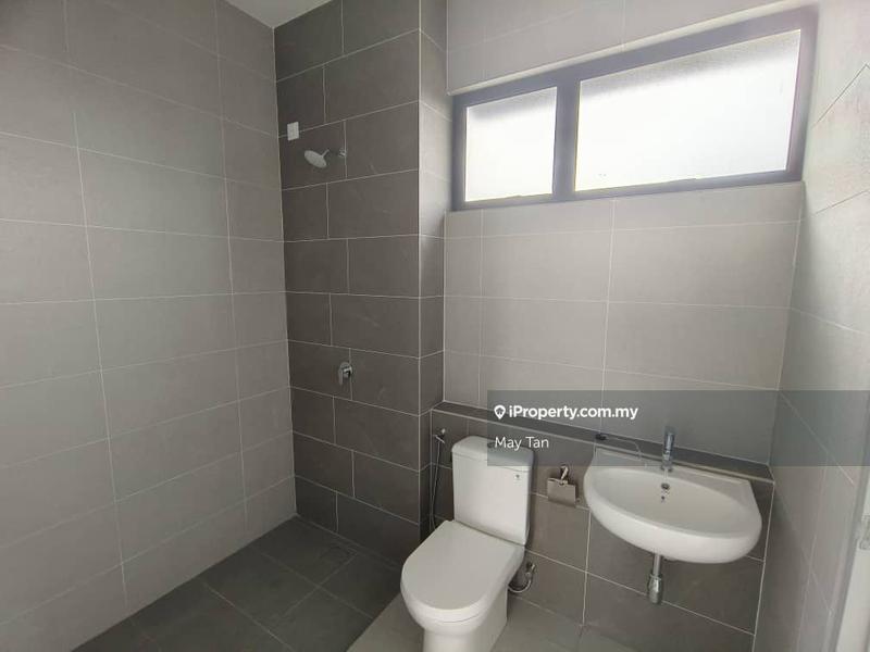 Rumah Berkembar untuk Dijual di Taman Akasia, Kluang oleh May Tan - iProperty.com.my