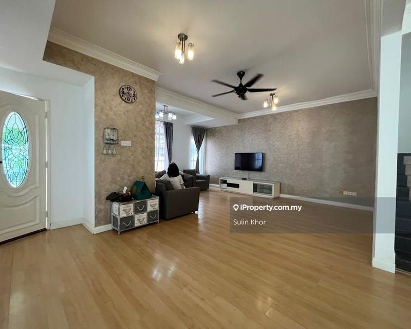 Rumah Berkembar untuk Dijual di Bandar Putra Permai, Seri Kembangan oleh Sulin Khor - iProperty.com.my