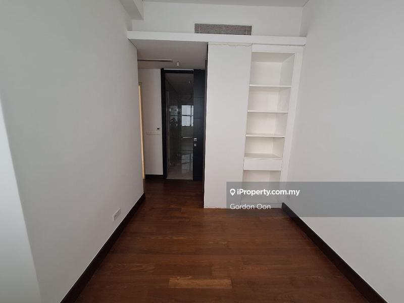 For Sale - Banyan Tree Signatures