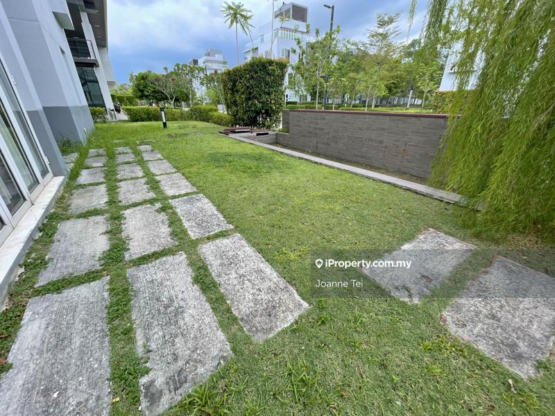 Banglo untuk Dijual di Lakefront Villa, Cyberjaya oleh Joanne Tei - iProperty.com.my