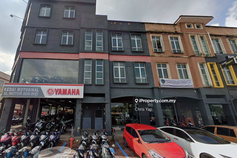 Shop for Sale in Pusat Bandar Senawang, Senawang by Chris Yap - iProperty.com.my