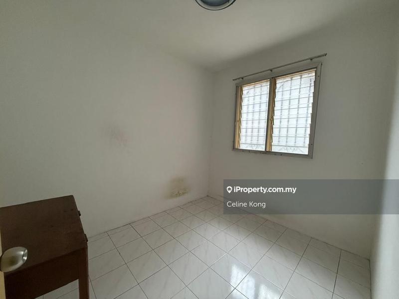 Flat for Sale in Happy Garden Flat by Celine Kong - iProperty.com.my