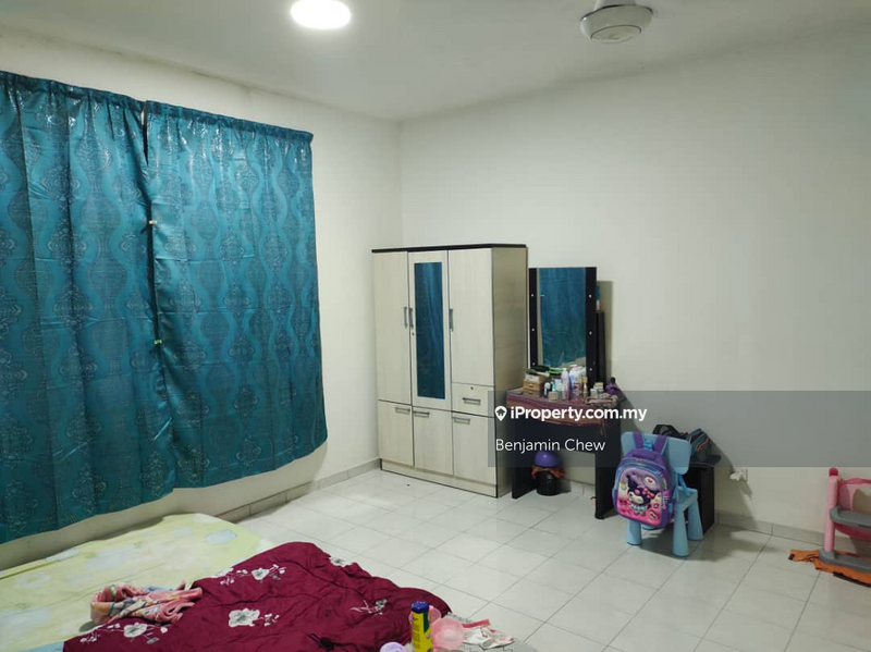 For Sale - Molek Ria