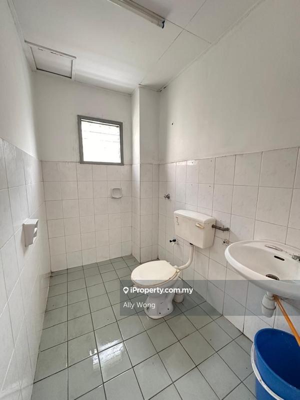 Rumah Teres 2-Tingkat untuk Dijual di Taman Puncak Jalil, Seri Kembangan oleh Ally Wong - iProperty.com.my