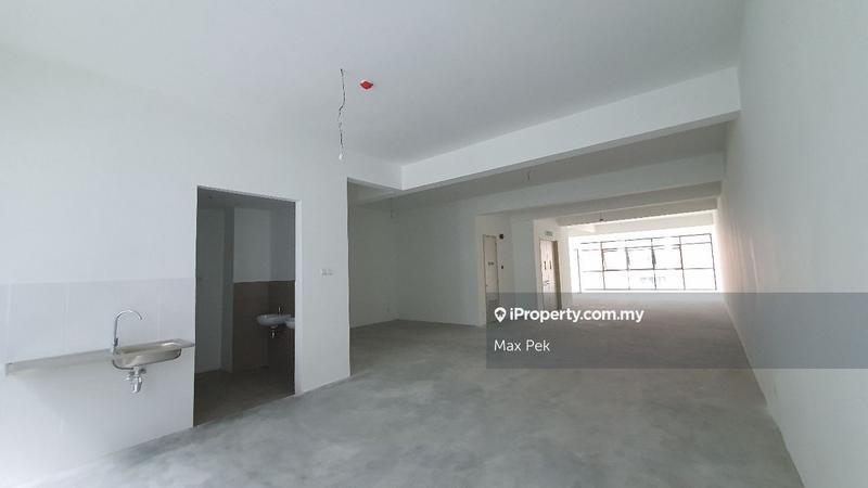 Shop / Office for Sale in Seri Kembangan, Selangor by Max Pek - iProperty.com.my