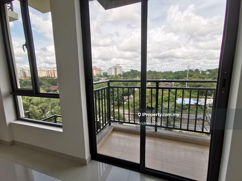 For Sale - Country Garden Central Park