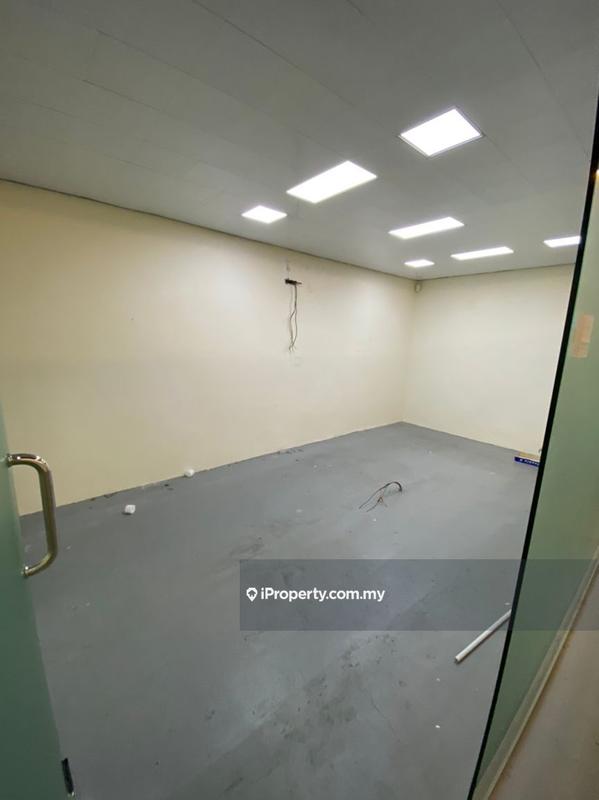 Pejabat-Runcit untuk Dijual di Kota Damansara, Selangor oleh Ken Chang - iProperty.com.my