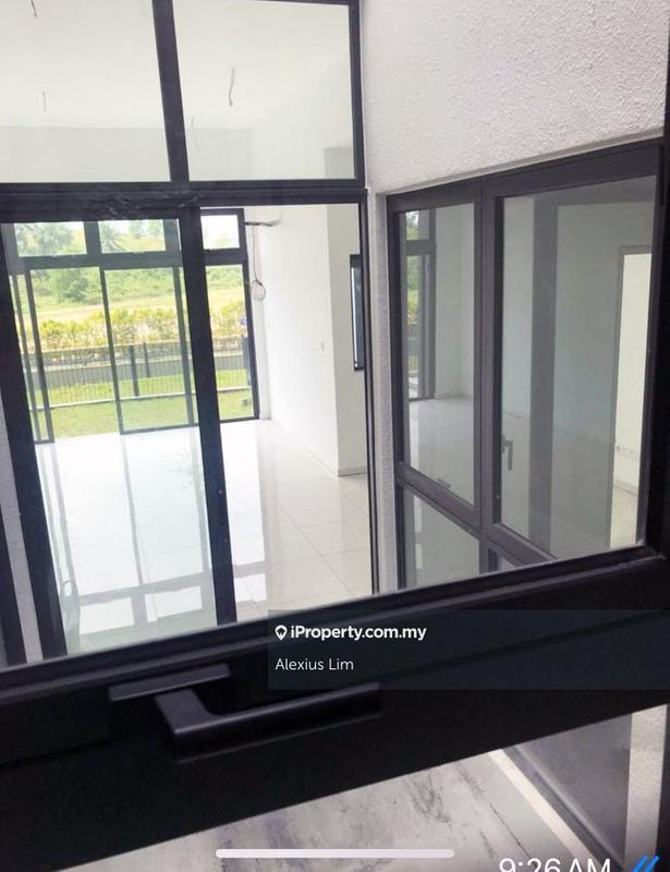 Kediaman Servis untuk Dijual di Emerald Residence oleh Alexius Lim - iProperty.com.my