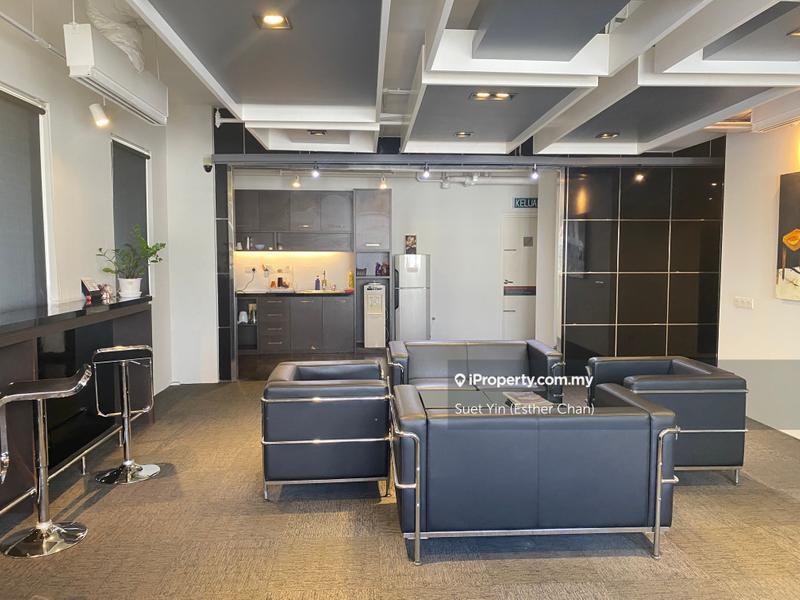 Pejabat untuk Dijual di 1 Mont Kiara, Mont Kiara oleh Suet Yin (Esther Chan) - iProperty.com.my