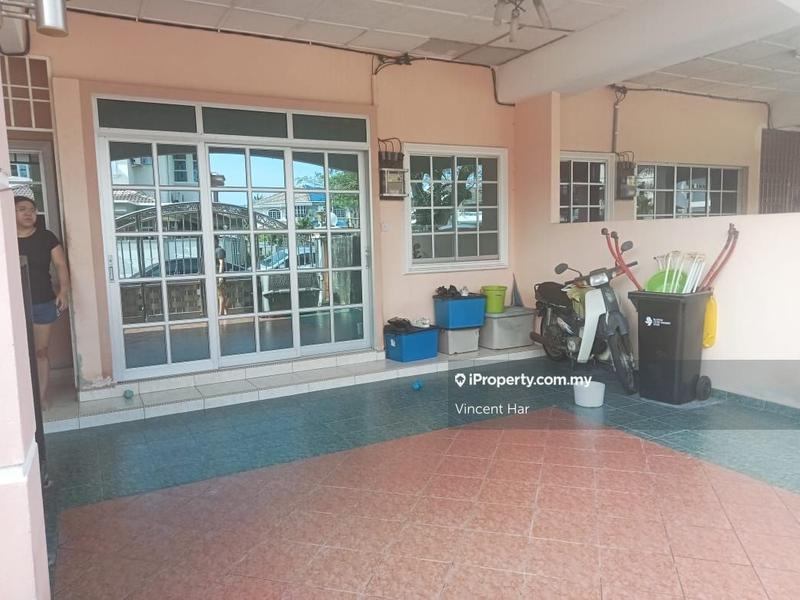 2.5-storey Terraced House for Sale in Taman Limau, Sitiawan by Vincent Har - iProperty.com.my