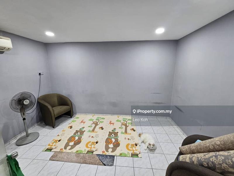 1.5-storey Terraced House for Sale in Taman Bukit Kuchai, Bandar Kinrara by Leo Koh - iProperty.com.my