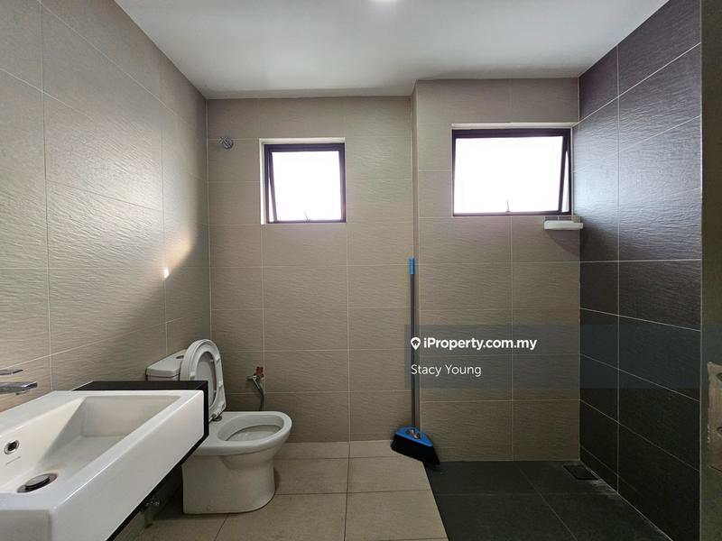 3-storey Terraced House for Sale in Bandar Sungai Long, Cheras by Stacy Young - iProperty.com.my