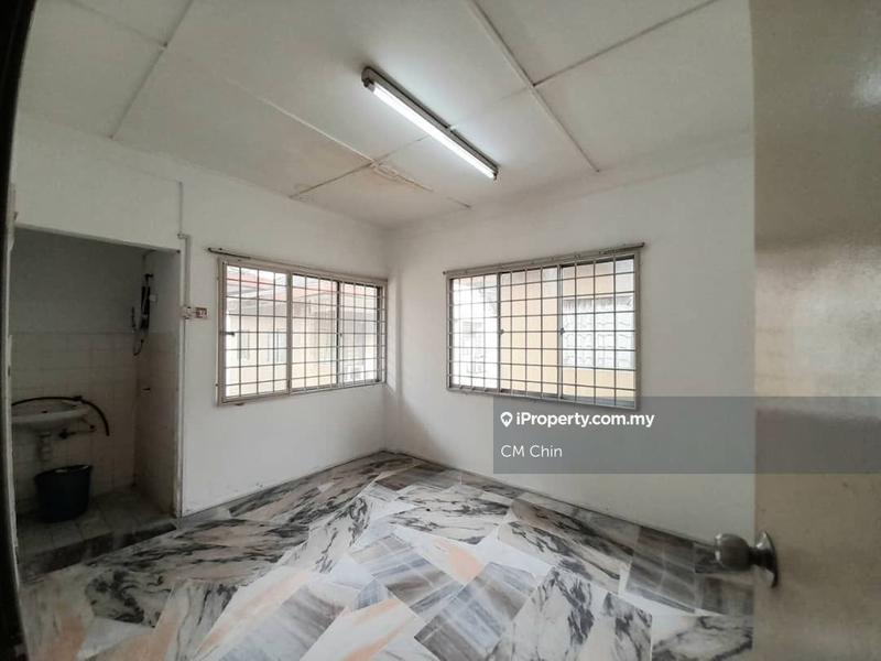 Apartment for Sale in Iris Apartment by CM Chin - iProperty.com.my