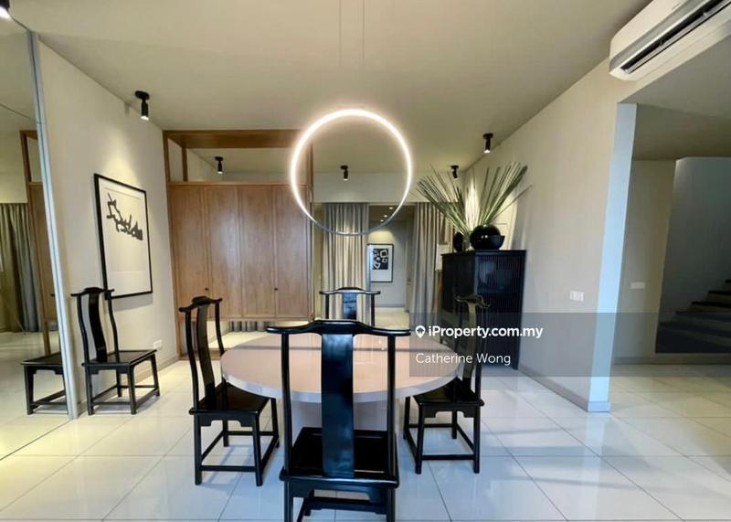 For Sale - Dua Menjalara