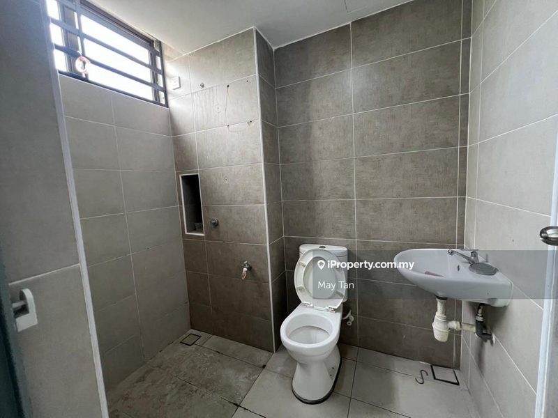 Rumah Berangkai 2 Tingkat untuk Dijual di Taman Mengkibol, Kluang oleh May Tan - iProperty.com.my