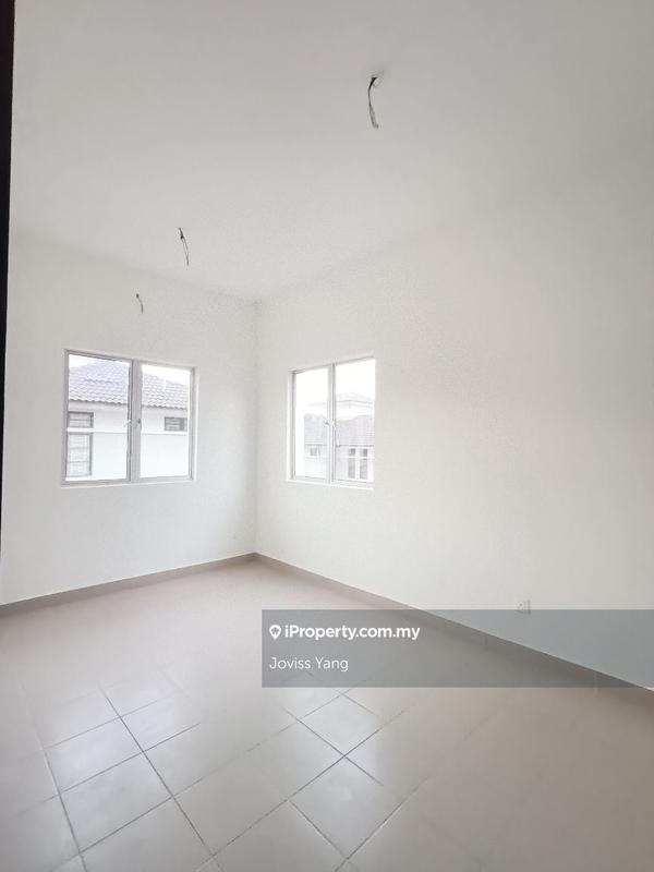 Rumah Berkembar untuk Dijual di Taman Ramal Suria, Bangi oleh Joviss Yang - iProperty.com.my