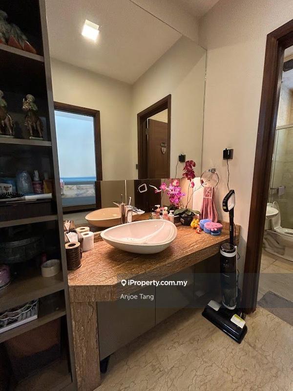Bungalow House for Sale in Kota Kemuning, Shah Alam by Anjoe Tang - iProperty.com.my