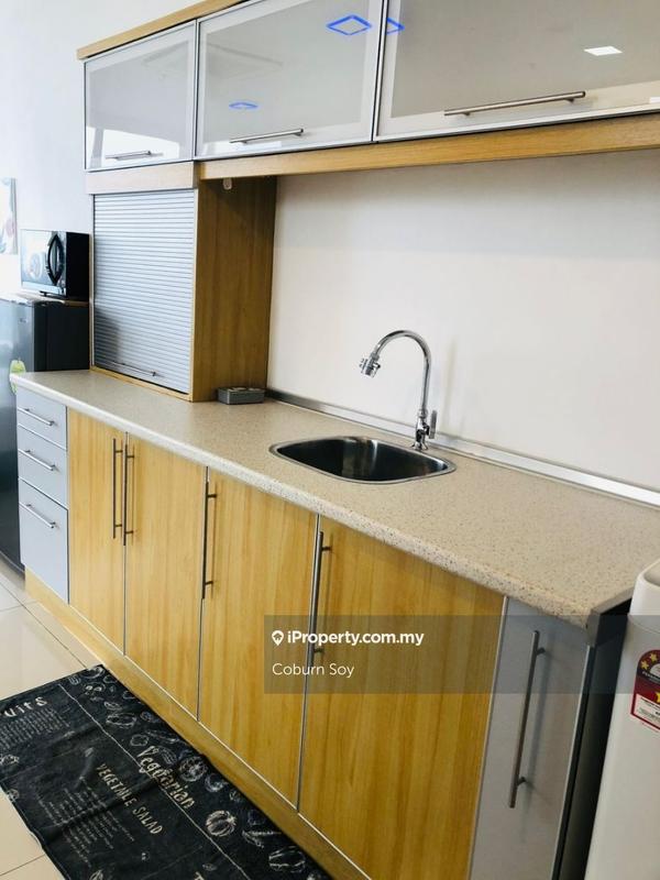 Service Residence for Rent in Pinnacle Petaling Jaya by Coburn Soy - iProperty.com.my