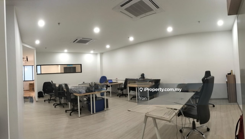 Pejabat untuk Dijual di Plaza Arkadia, Desa Parkcity oleh Yon - iProperty.com.my